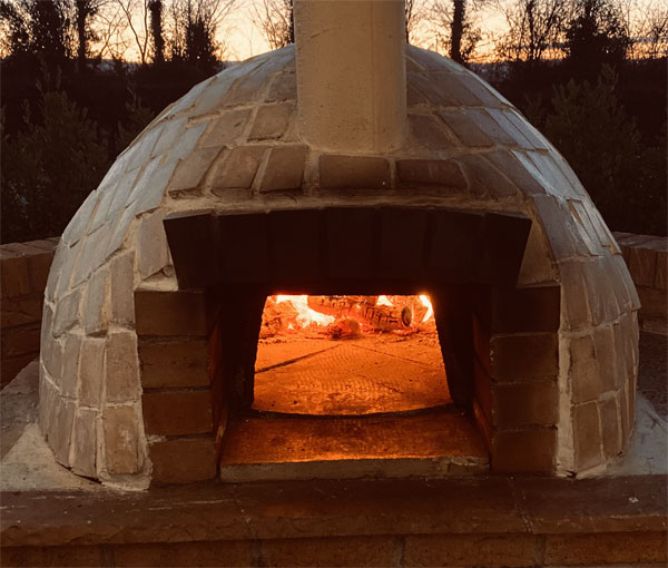 Pizza Ovens 4 U Everything you need to build your own Pizza Oven